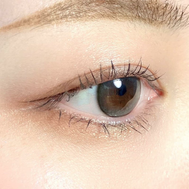 モラク　ドーリッシュグレー　装用画像