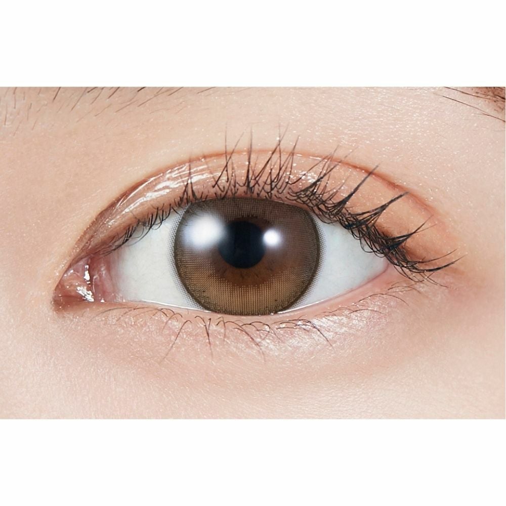 モラク(MOLAK) カラコン - 宮脇咲良 公式装用画像