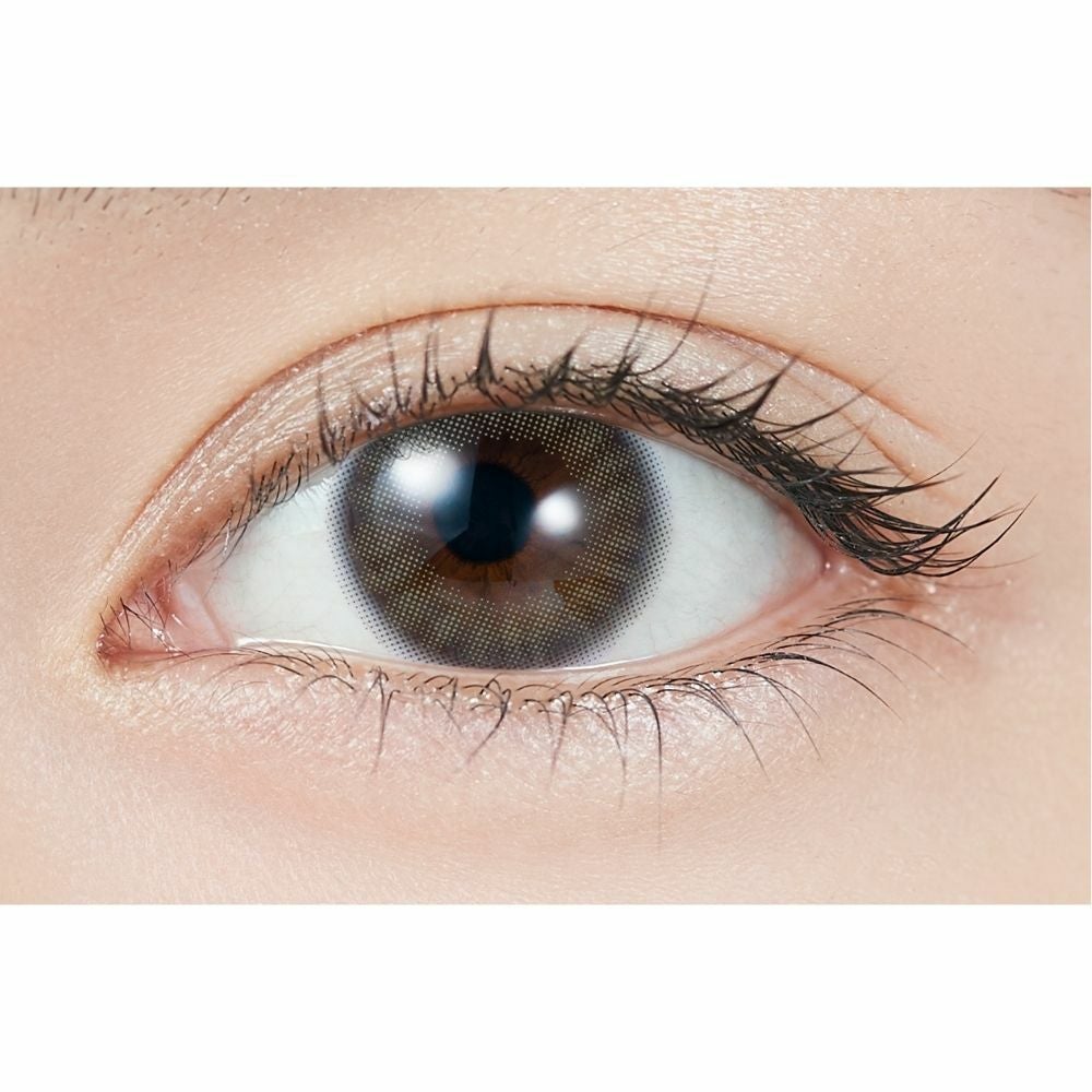 トパーズ(TOPARDS) カラコン - 指原莉乃(さっしー)  [1day] トパーズ クリスタルブルーム 公式装用画像