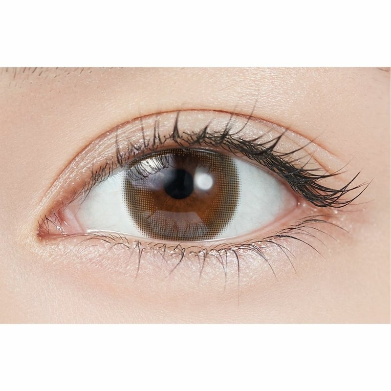 トパーズ(TOPARDS) カラコン - 指原莉乃(さっしー)  [1day] トパーズ スモーキークォーツ 公式装用画像