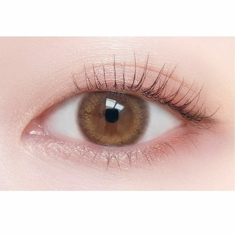 ビューム スウィートアンバー　装用画像