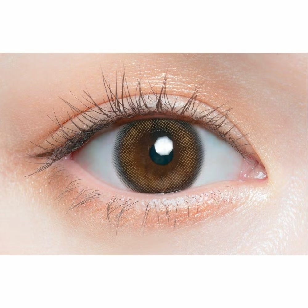 チューズミー (Chu's me) カラコン - ゆうこす (菅本裕子) ピュアベール装用画像