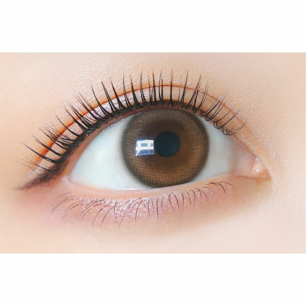 クレイネル(Clainel) カラコン - 小嶋陽菜 (こじはる) 　ムーンブラウン　装用画像