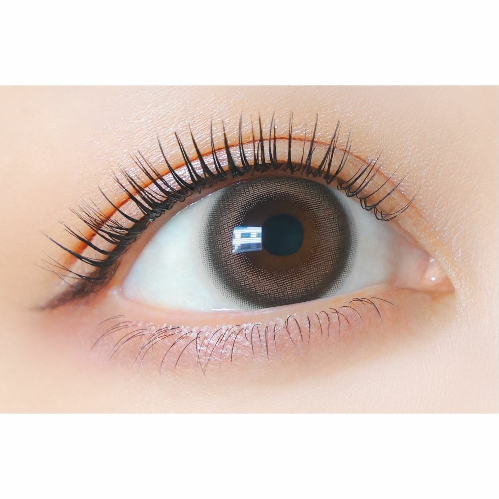  クレイネル(Clainel) カラコン - 小嶋陽菜 (こじはる)　レディモーヴ　装用画像