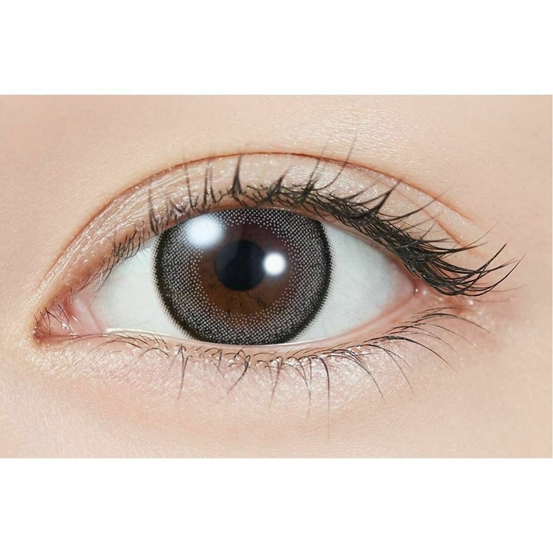 トパーズ　キャットパール　公式装用画像