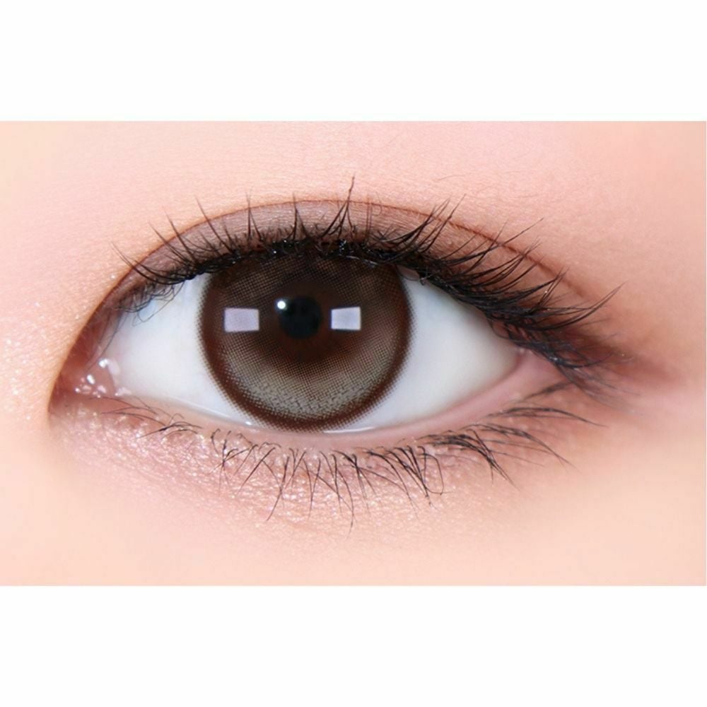 オマイオ (OMYO) カラコン 1month オマイオ シークレットベージュ 装用画像