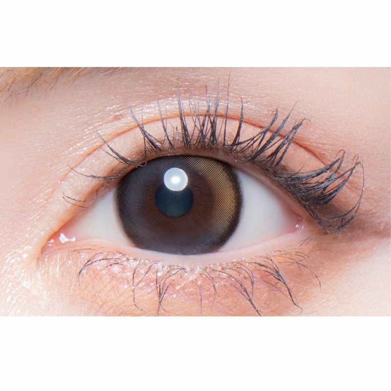  カラーズ (colors) カラコン - 一条響  [1day] カラーズ ブラックパール 装用画像