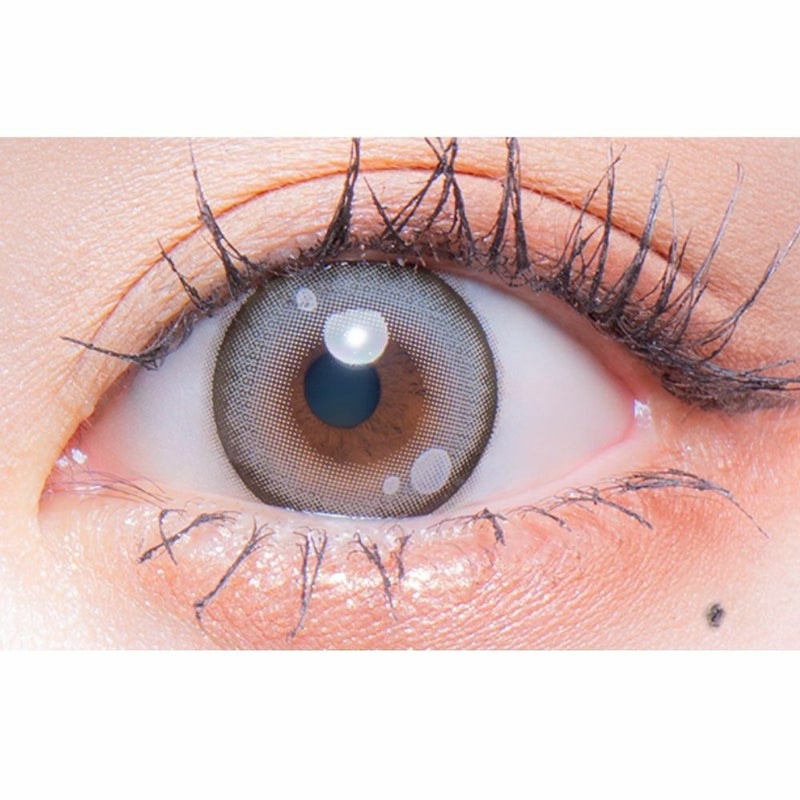 フルーリー (Flurry) カラコン - 明日花キララ [1month] フルーリー 黒蜜ぷりん 装用画像