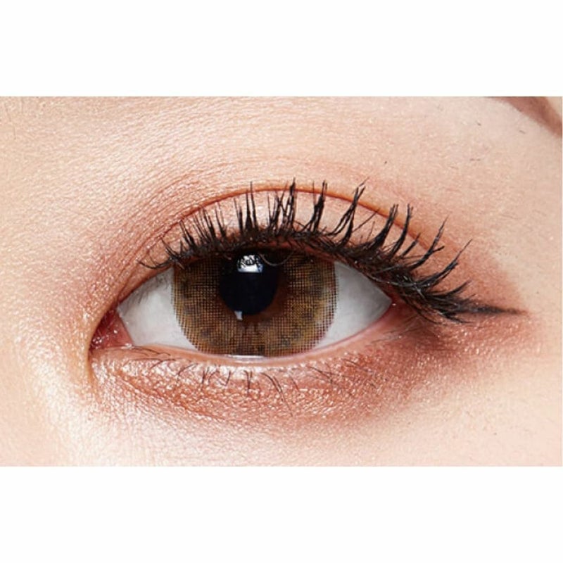  [1month] モピルバイゼル ライトモピルブラウン　装用画像 [1month] モピルバイゼル ライトモピルブラウン