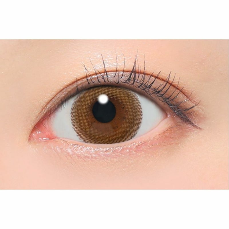 キャンマジ　1day　リリーヘーゼル　装用画像