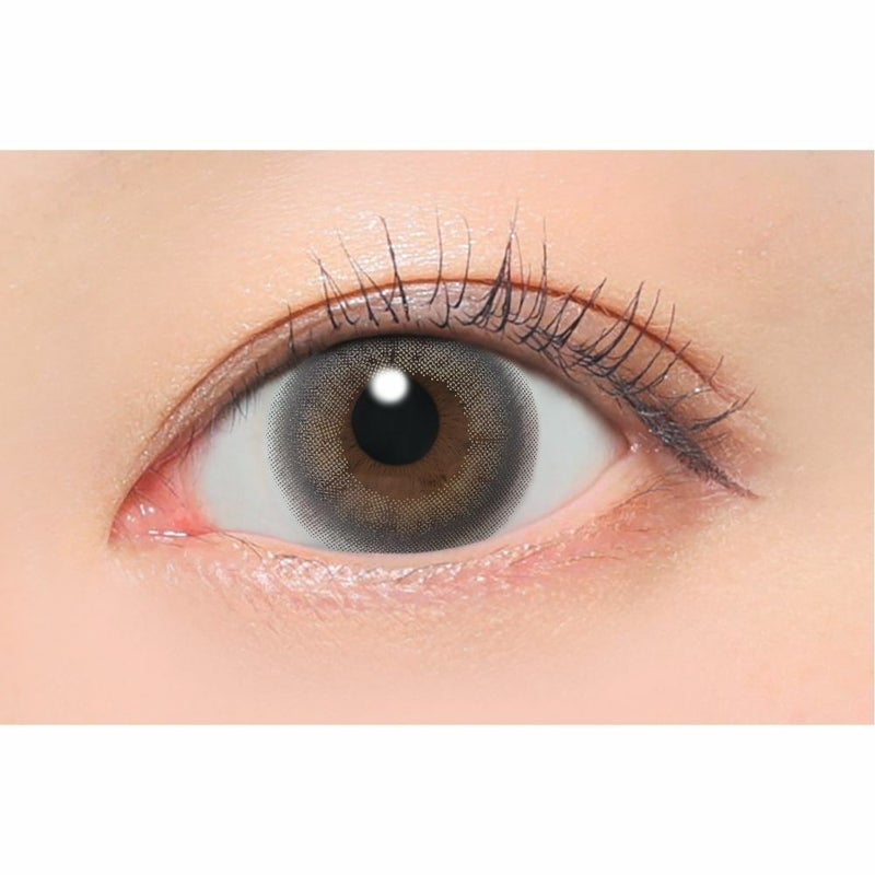 キャンマジ　1day　シェリーグレージュ　装用画像