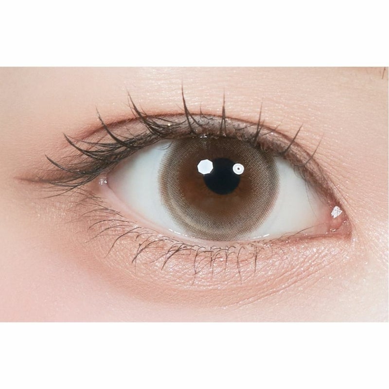 ルミュー　クリアジェルグロー　装用画像