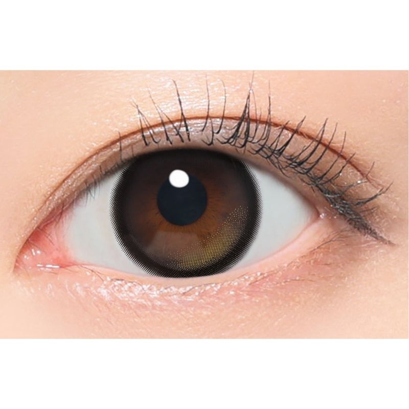 シー (SIE.) カラコン TWICE MOMO（モモ） [1month] シー ルックフォーミー　装用画像